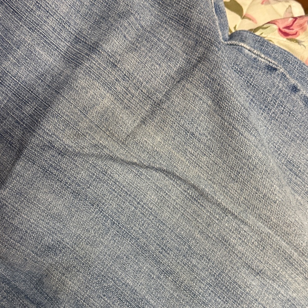 Levi's Classic Blue Jeans - Picture 7 of 7